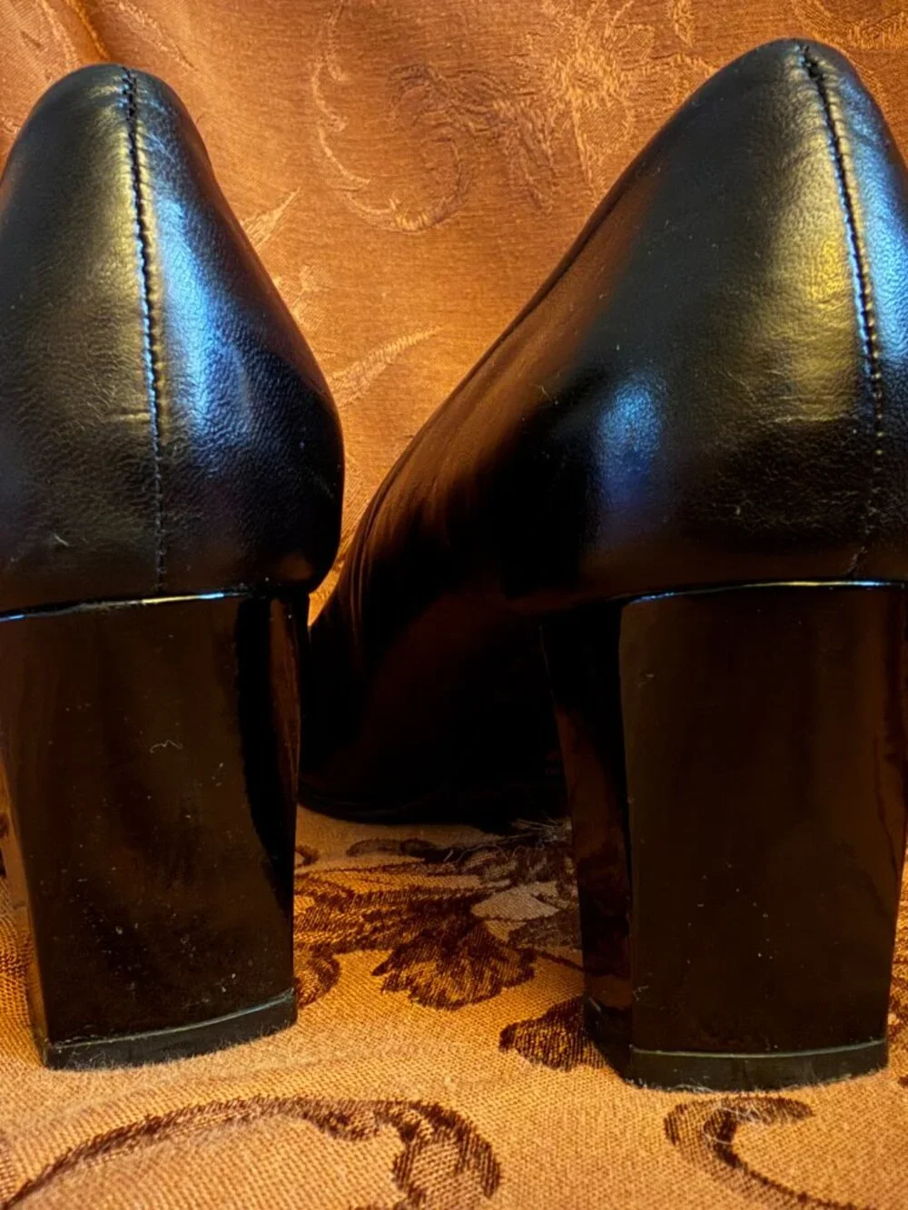 Vintage Etienne Aigner Black Veni Leather Pumps Sz 8